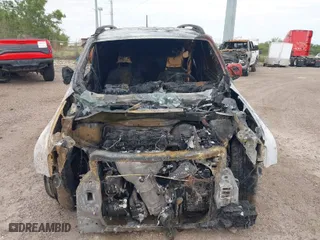 2018 Jeep Renegade Latitude with VIN ZACCJABB3JPH34271, listed as a IAAI auction lot 41967014 with 1 mi miles. Bid and sale history available at carsss.com. Image 6.