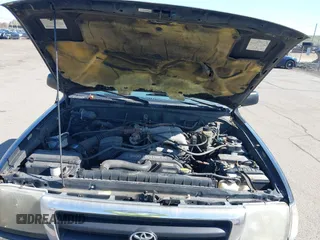 1998 Toyota Tacoma with VIN 4TAWN72N8WZ127866, listed as a IAAI auction lot 42005179 with 304,833 mi miles and . Bid and sale history available at DreamBid. Image 10.