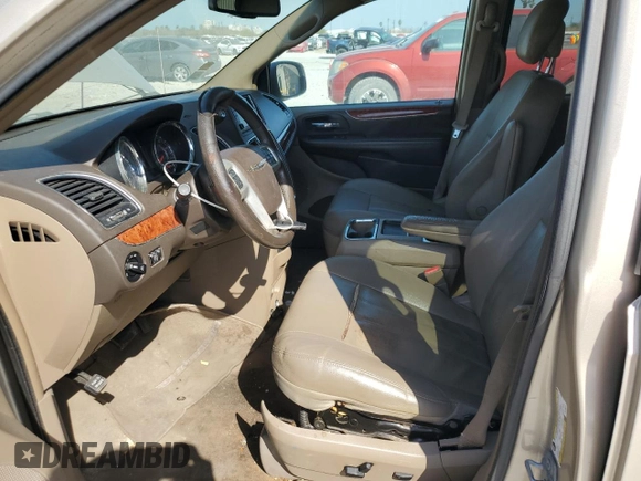 2015 Chrysler Town & Country Touring with VIN 2C4RC1BG0FR730519, listed as a Copart auction lot 48989575 with 253,447 mi miles and Clean Title. Bid and sale history available at carsss.com. Image 7.