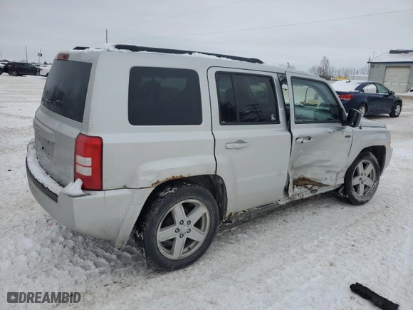 2010 Jeep Patriot Sport with VIN 1J4NT2GBXAD514989, listed as a Copart auction lot 45901785 with 170,199 mi miles and Clean Title. Bid and sale history available at carsss.com. Image 3.