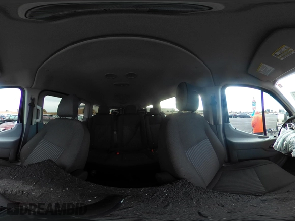 2017 Ford Transit XL с VIN 1FBZX2ZM8HKB08231, выставлен на аукционе IAAI как лот 41422653 с пробегом Не указан миль и . История ставок и продаж доступна на DreamBid. Изображение 24.