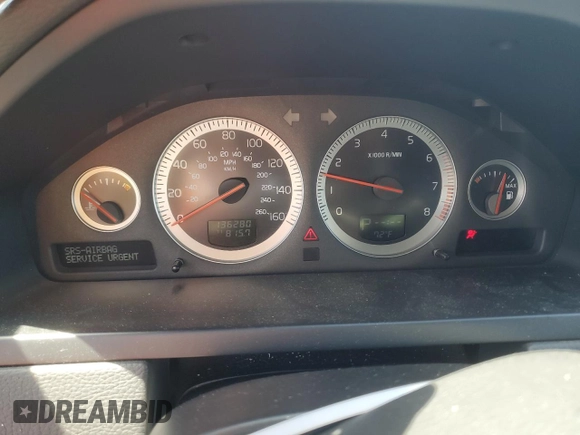2013 Volvo XC90 Premier Plus with VIN YV4952CZ7D1643554, listed as a Copart auction lot 68949304 with 186,290 mi miles and Salvage Title. Bid and sale history available at carsss.com. Image 9.