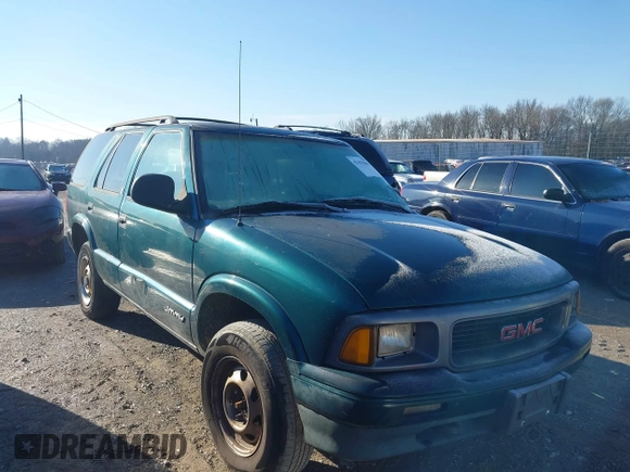 1997 GMC Jimmy SLS with VIN 1GKDT13W8V2548617, listed as a IAAI auction lot 41425063 with 153,008 mi miles. Bid and sale history available at carsss.com. Image 1.