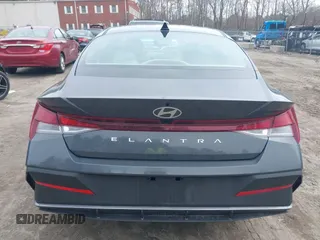 2024 Hyundai Elantra SEL with VIN KMHLM4DGXRU783877, listed as a IAAI auction lot 41892547 with 2,350 mi miles and . Bid and sale history available at DreamBid. Image 16.