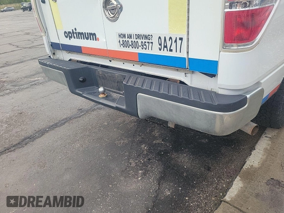 2013 Ford F-150 XL z VIN 1FTMF1CM4DKE18754, wystawiony jako IAAI lot #42844298 z przebiegiem 71 624 mil mil oraz . Historia ofert i sprzedaży dostępna na DreamBid. Obrazek 35.