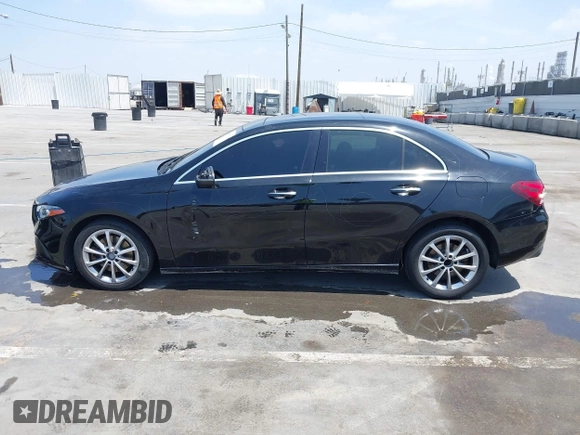2021 Mercedes-Benz A 220 with VIN W1K3G4EBXMJ275424, listed as a IAAI auction lot 42575180 with 99,729 mi miles and . Bid and sale history available at DreamBid. Image 15.