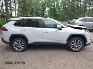 2025 Toyota RAV4 XLE Premium with VIN 2T3A1RFV9SW532080, listed as a IAAI auction lot 42420248 with 323 mi miles and . Bid and sale history available at DreamBid. Image 13.