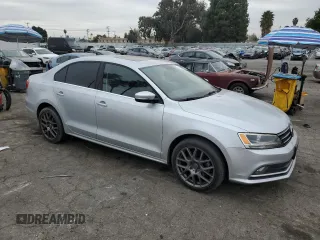 2015 Volkswagen Jetta SE with VIN 3VWD17AJ5FM260475, listed as a Copart auction lot 84764864 with 119,189 mi miles and Salvage title. Bid and sale history available at DreamBid. Image 4.