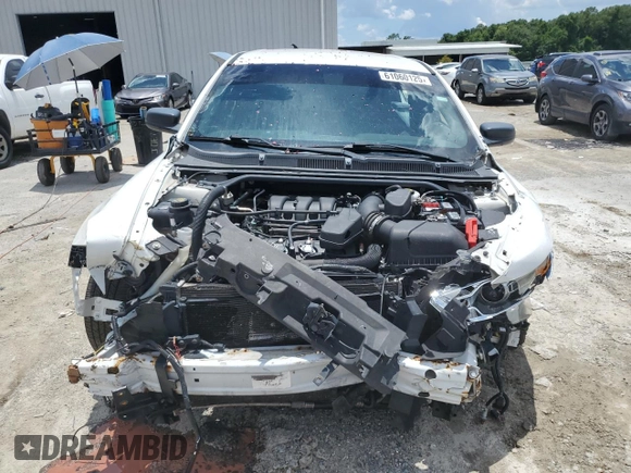 2017 Ford Police Interceptor with VIN 1FAHP2MK5HG122741, listed as a Copart auction lot 61060125 with 100,908 mi miles and Clean title. Bid and sale history available at DreamBid. Image 5.