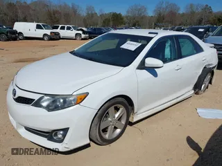 2012 Toyota Camry L with VIN 4T1BF1FK1CU169555, listed as a IAAI auction lot 41689152 with 111,225 mi miles. Bid and sale history available at carsss.com. Image 2.