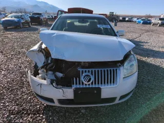 2008 Mercury Milan with VIN 3MEHM07Z68R647363, listed as a Copart auction lot 44251835 with 155,907 mi miles and Salvage Title. Bid and sale history available at carsss.com. Image 5.