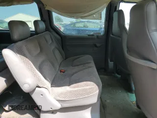 2000 Dodge Caravan z VIN 2B4GP2436YR764492, wystawiony jako Copart lot #68422394 z przebiegiem 236 758 mil mil oraz Czysty tytuł • Clean title. Historia ofert i sprzedaży dostępna na DreamBid. Obrazek 11.