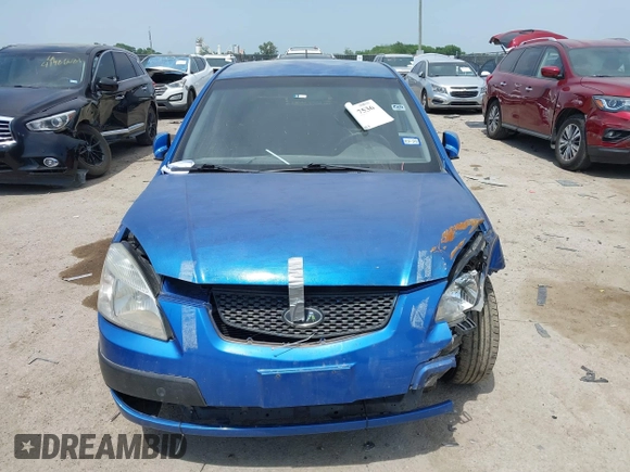 2008 Kia Rio LX with VIN KNADE123886374992, listed as a IAAI auction lot 42027536 with 129,916 mi miles and . Bid and sale history available at DreamBid. Image 12.