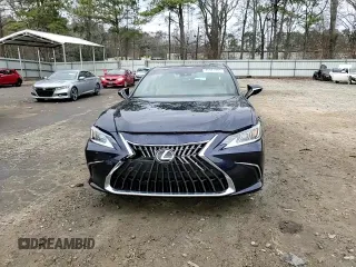 2024 Lexus ES 300h Luxury with VIN 58AEA1C16RU054104, listed as a Copart auction lot 43981705 with 9,196 mi miles and Salvage title. Bid and sale history available at DreamBid. Image 13.