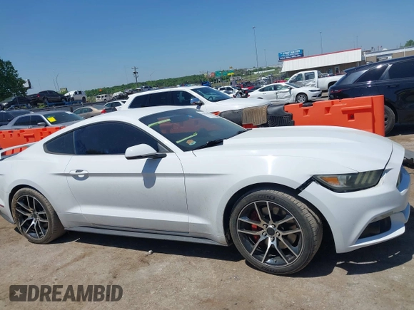 2016 Ford Mustang EcoBoost z VIN 1FA6P8TH6G5336387, wystawiony jako IAAI lot #42255659 z przebiegiem 148 715 mil mil oraz . Historia ofert i sprzedaży dostępna na DreamBid. Obrazek 13.