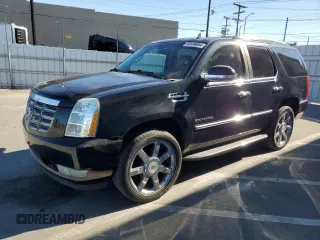 2013 Cadillac Escalade Luxury z VIN 1GYS3BEF1DR112438, wystawiony jako Copart lot #80496664 z przebiegiem 98 907 mil mil oraz Czysty tytuł • Clean title. Historia ofert i sprzedaży dostępna na DreamBid. Obrazek 1.