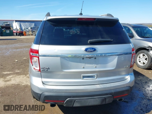 2011 Ford Explorer XLT with VIN 1FMHK8D85BGA11352, listed as a IAAI auction lot 41583934 with 238,362 mi miles and . Bid and sale history available at carsss.com. Image 16.