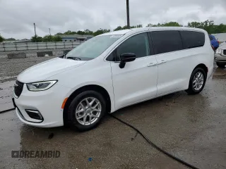 2024 Chrysler Pacifica Touring L with VIN 2C4RC1BG3RR108811, listed as a Copart auction lot 55245065 with 7,301 mi miles and Salvage Title. Bid and sale history available at DreamBid. Image 1.