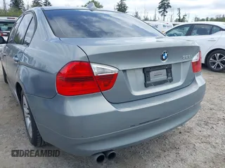 2008 BMW 3 Series 328i with VIN WBAVC53518F008938, listed as a IAAI auction lot 42150683 with 129,989 mi miles. Bid and sale history available at carsss.com. Image 6.