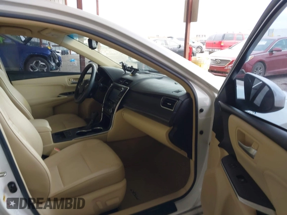 2017 Toyota Camry Hybrid LE with VIN 4T1BD1FKXHU218247, listed as a IAAI auction lot 41625337 with 72,040 mi miles. Bid and sale history available at carsss.com. Image 5.