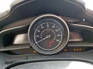 2018 Mazda 3 Touring z VIN 3MZBN1V35JM238103, wystawiony jako Copart lot #56770875 z przebiegiem 66 747 mil mil oraz Szkoda całkowita • Salvage title. Historia ofert i sprzedaży dostępna na DreamBid. Obrazek 9.