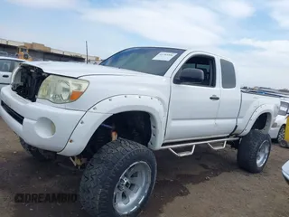 2008 Toyota Tacoma with VIN 5TEUU42N28Z531007, listed as a IAAI auction lot 41743306 with 92,105 mi miles and . Bid and sale history available at DreamBid. Image 15.