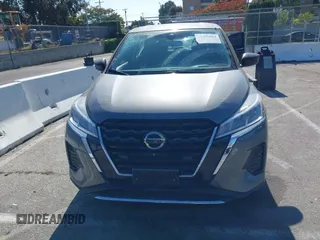 2021 Nissan Kicks S with VIN 3N1CP5BV2ML528505, listed as a IAAI auction lot 42206862 with 44,081 mi miles and . Bid and sale history available at DreamBid. Image 12.