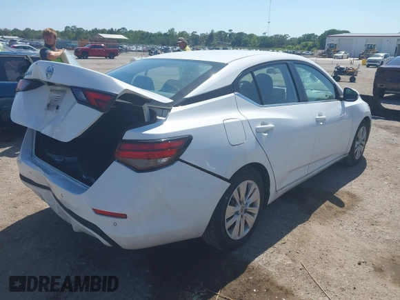 2020 Nissan Sentra S with VIN 3N1AB8BVXLY207174, listed as a IAAI auction lot 42058963 with 133,458 mi miles. Bid and sale history available at carsss.com. Image 4.