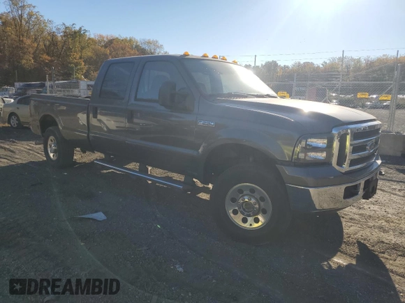 2005 Ford F-250 XL with VIN 1FTSW21565EA71954, listed as a Copart auction lot 76708144 with 229,182 mi miles and Salvage title. Bid and sale history available at DreamBid. Image 4.