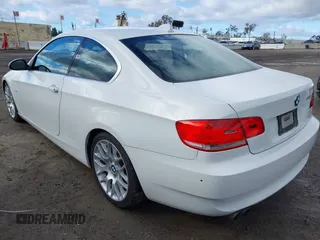 2008 BMW 3 Series 328i with VIN WBAWV13588P119231, listed as a IAAI auction lot 41732023 with 160,923 mi miles and . Bid and sale history available at DreamBid. Image 3.