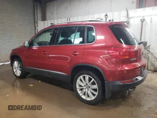 2013 Volkswagen Tiguan SE z VIN WVGBV3AX8DW092397, wystawiony jako Copart lot #51956225 z przebiegiem 138 901 mil mil oraz Szkoda całkowita • Salvage title. Historia ofert i sprzedaży dostępna na DreamBid. Obrazek 2.
