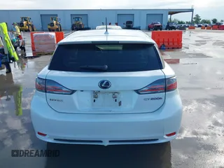 2013 Lexus CT 200h with VIN JTHKD5BH8D2164389, listed as a IAAI auction lot 42078280 with 141,300 mi miles and . Bid and sale history available at DreamBid. Image 16.