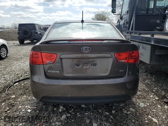 2013 Kia Forte EX with VIN KNAFU4A2XD5685488, listed as a Copart auction lot 51740005 with 96,206 mi miles and Salvage Title. Bid and sale history available at carsss.com. Image 6.