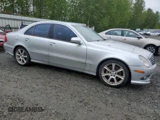 2009 Mercedes-Benz E-Class Luxury 3.5L with VIN WDBUF56X39B363877, listed as a Copart auction lot 54974735 with 221,870 mi miles and Clean Title. Bid and sale history available at carsss.com. Image 4.