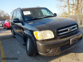 2001 Toyota Sequoia Limited with VIN 5TDBT48A51S020330, listed as a IAAI auction lot 41914917 with 276,826 mi miles. Bid and sale history available at carsss.com. Image 6.