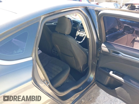 2017 Ford Fusion SE with VIN 3FA6P0H79HR198571, listed as a IAAI auction lot 41700901 with 159,386 mi miles and . Bid and sale history available at carsss.com. Image 8.