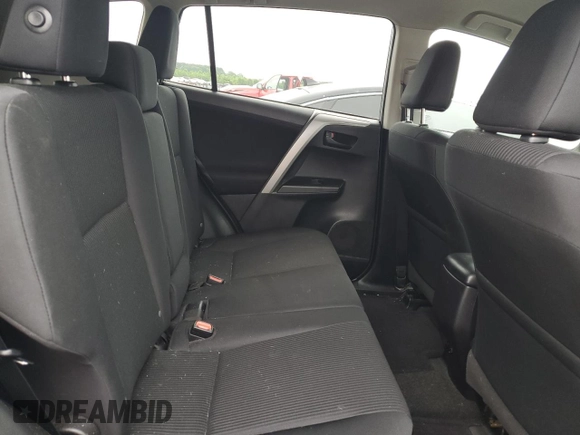 2017 Toyota RAV4 LE z VIN 2T3BFREV1HW645599, wystawiony jako Copart lot #58500105 z przebiegiem 83 266 mil mil oraz Szkoda całkowita • Salvage title. Historia ofert i sprzedaży dostępna na DreamBid. Obrazek 11.