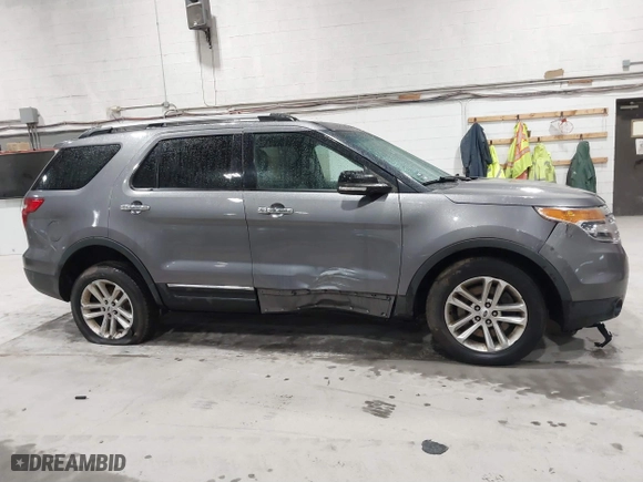 2014 Ford Explorer XLT with VIN 1FM5K8D80EGA10763, listed as a IAAI auction lot 41817947 with 178,536 mi miles. Bid and sale history available at carsss.com. Image 13.