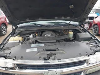 2002 Chevrolet Suburban LT with VIN 3GNEC16Z22G132756, listed as a IAAI auction lot 42503086 with Not provided miles and . Bid and sale history available at DreamBid. Image 10.