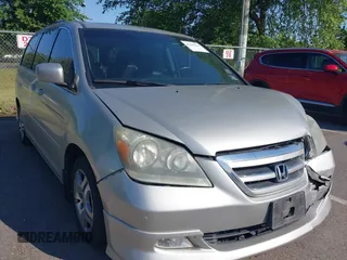2007 Honda Odyssey Touring с VIN 5FNRL38887B043023, выставлен на аукционе IAAI как лот 42390434 с пробегом 236 615 миль миль и . История ставок и продаж доступна на DreamBid. Изображение 1.