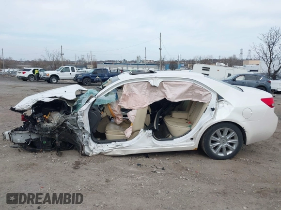 2011 Lincoln MKZ with VIN 3LNHL2JC3BR762719, listed as a IAAI auction lot 41839668 with Not provided miles and . Bid and sale history available at DreamBid. Image 13.