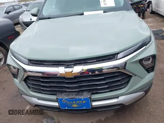 2025 Chevrolet TrailBlazer LT with VIN KL79MPSL5SB111689, listed as a IAAI auction lot 41705557 with 145 mi miles. Bid and sale history available at carsss.com. Image 13.