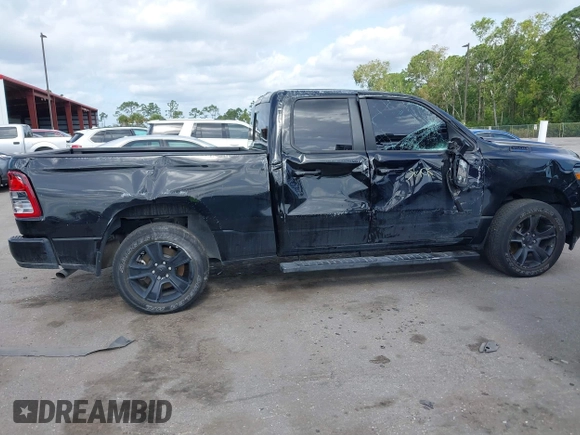 2023 Ram 1500 Big Horn z VIN 1C6RRFBG1PN612321, wystawiony jako IAAI lot #39303273 z przebiegiem 20 647 mil mil oraz . Historia ofert i sprzedaży dostępna na DreamBid. Obrazek 13.