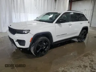 2023 Jeep Grand Cherokee Altitude z VIN 1C4RJHAGXPC640577, wystawiony jako Copart lot #56927745 z przebiegiem Nie podano mil oraz Czysty tytuł • Clean title. Historia ofert i sprzedaży dostępna na DreamBid. Obrazek 1.