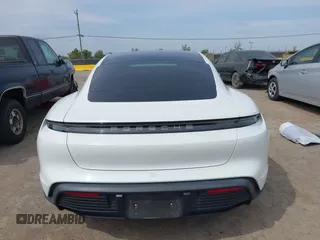 2022 Porsche Taycan z VIN WP0AA2Y12NSA13356, wystawiony jako IAAI lot #42083009 z przebiegiem Nie podano mil oraz . Historia ofert i sprzedaży dostępna na DreamBid. Obrazek 15.