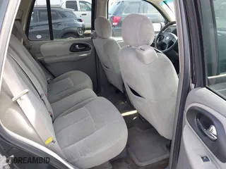 2006 Chevrolet TrailBlazer LS with VIN 1GNDT13S462136731, listed as a IAAI auction lot 41834557 with 217,409 mi miles. Bid and sale history available at carsss.com. Image 8.