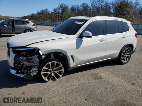 2020 BMW X5 xDrive40i with VIN 5UXCR6C09L9C13127, listed as a Copart auction lot 53941035 with 76,685 mi miles and Salvage title. Bid and sale history available at DreamBid. Image 1.