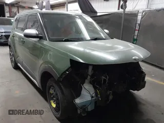 2020 Kia Soul LX with VIN KNDJ23AU2L7045373, listed as a IAAI auction lot 41663065 with 46,145 mi miles. Bid and sale history available at carsss.com. Image 1.