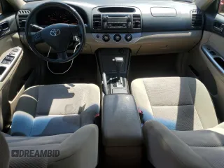 2006 Toyota Camry STD with VIN 4T1BE32K06U114118, listed as a Copart auction lot 52540585 with 174,330 mi miles and Salvage Title. Bid and sale history available at carsss.com. Image 8.