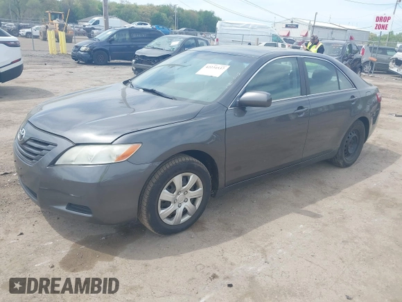 2008 Toyota Camry LE z VIN 4T4BE46K98R013524, wystawiony jako IAAI lot #42234537 z przebiegiem Nie podano mil oraz . Historia ofert i sprzedaży dostępna na DreamBid. Obrazek 17.
